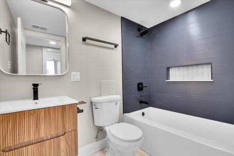 1301 North Western Avenue Lake Forest IL 60045