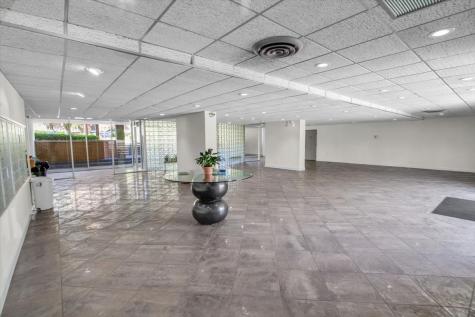 1301 North Western Avenue Lake Forest IL 60045