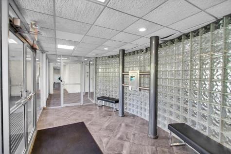 1301 North Western Avenue Lake Forest IL 60045