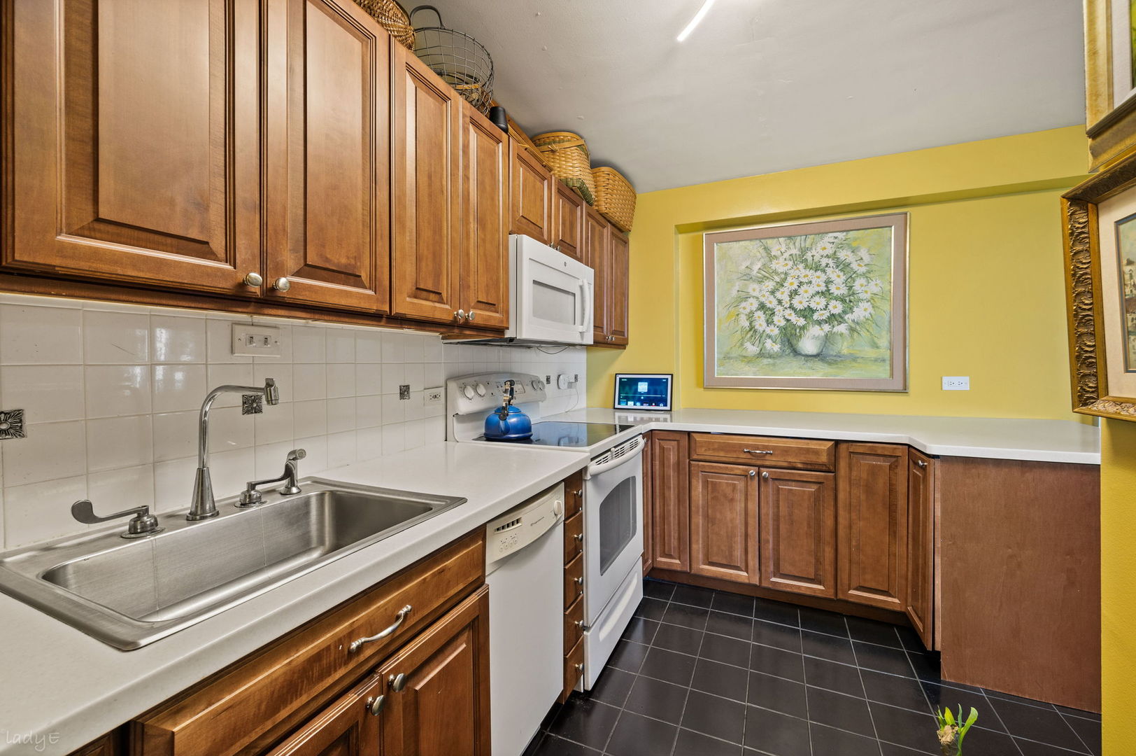 4250 North Marine Drive Chicago IL 60613