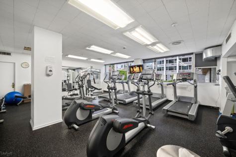 4250 North Marine Drive Chicago IL 60613