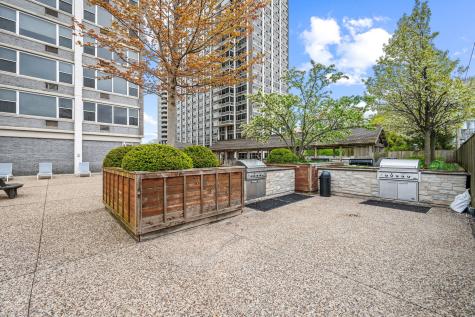 4250 North Marine Drive Chicago IL 60613