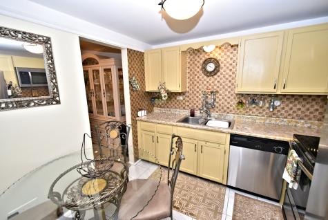 18855 Burnham Avenue Lansing IL 60438