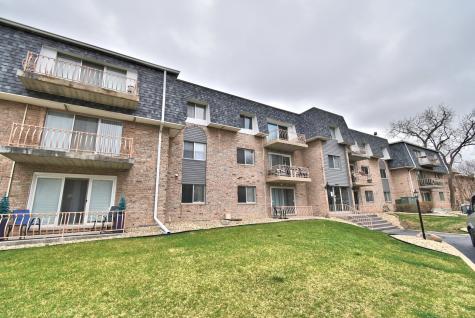 18855 Burnham Avenue Lansing IL 60438