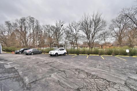 18855 Burnham Avenue Lansing IL 60438