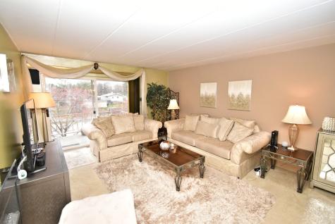 18855 Burnham Avenue Lansing IL 60438