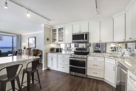 1500 Sheridan Road Wilmette IL 60091