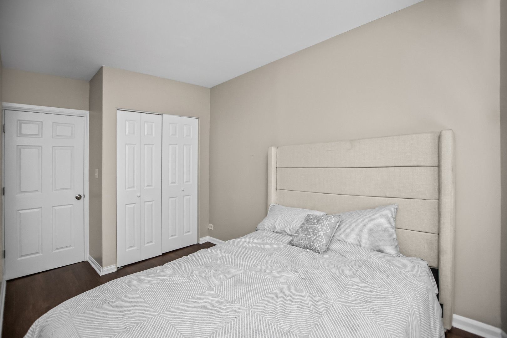 4523.5 South Drexel Boulevard Chicago IL 60653