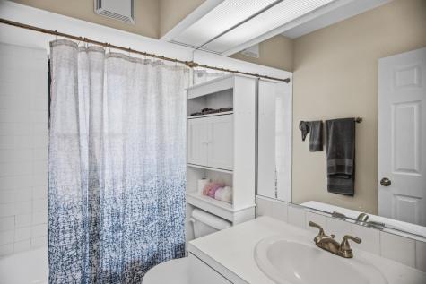 4523.5 South Drexel Boulevard Chicago IL 60653