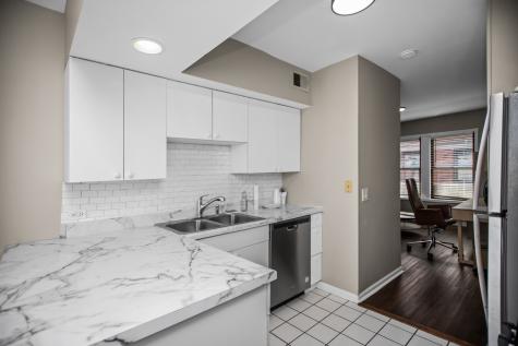 4523.5 South Drexel Boulevard Chicago IL 60653
