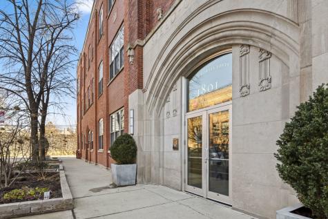 1801 West Larchmont Avenue Chicago IL 60613
