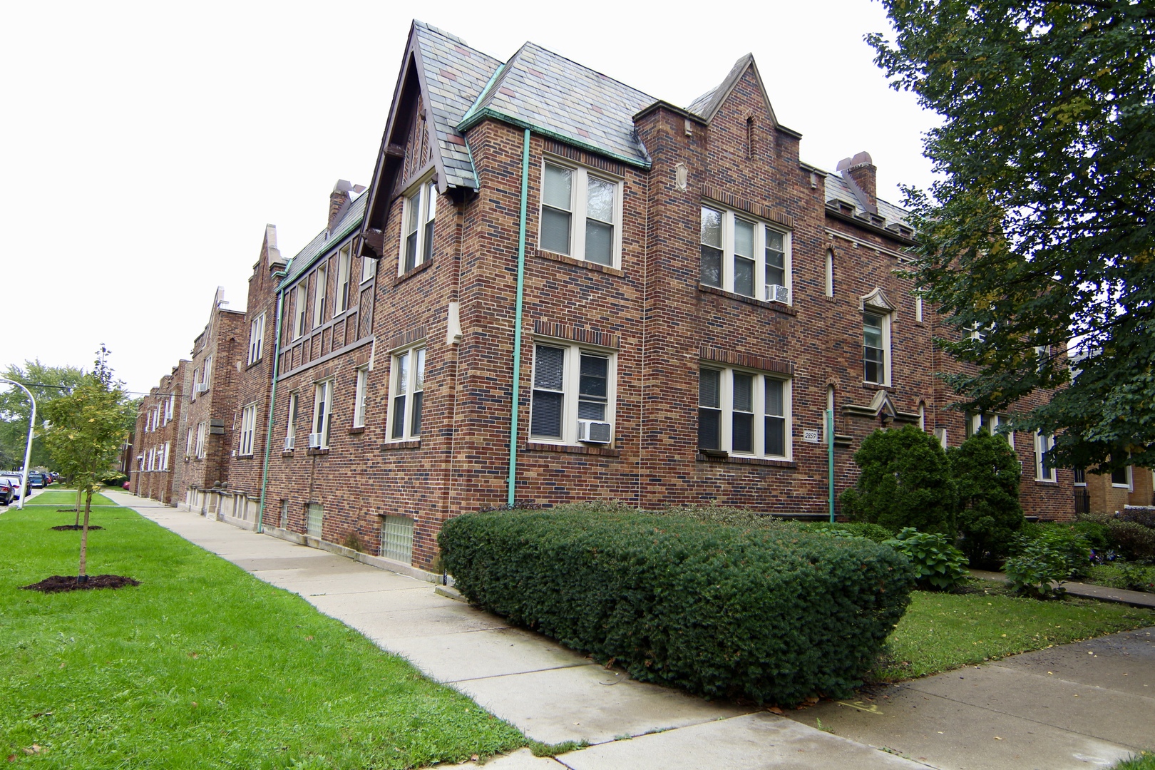2859 North Kostner Avenue Chicago IL 60641