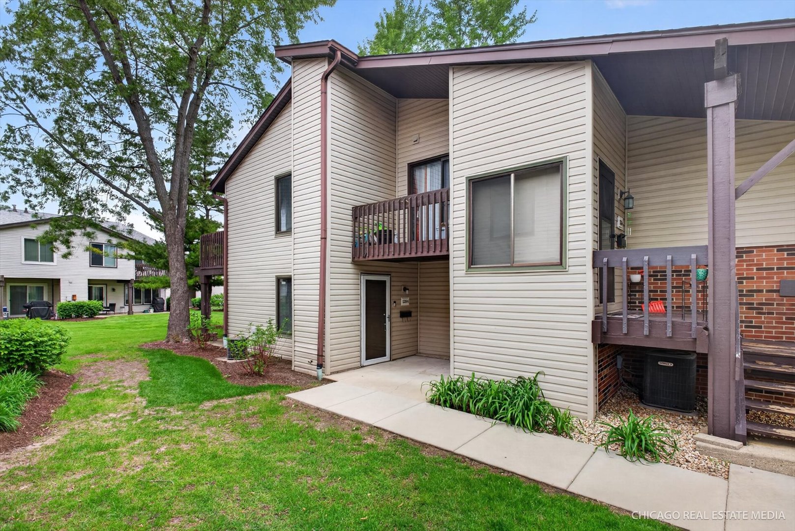 1326 Kingsbury Drive Hanover Park IL 60133