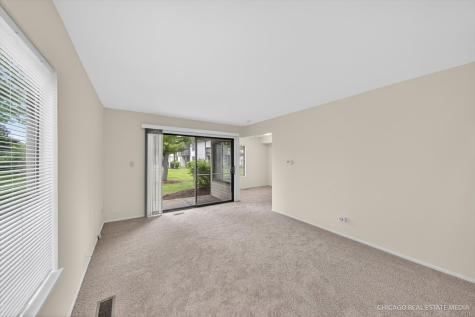 1326 Kingsbury Drive Hanover Park IL 60133