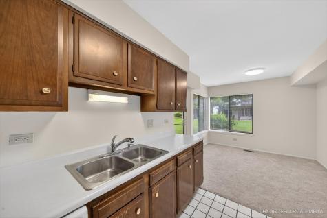 1326 Kingsbury Drive Hanover Park IL 60133