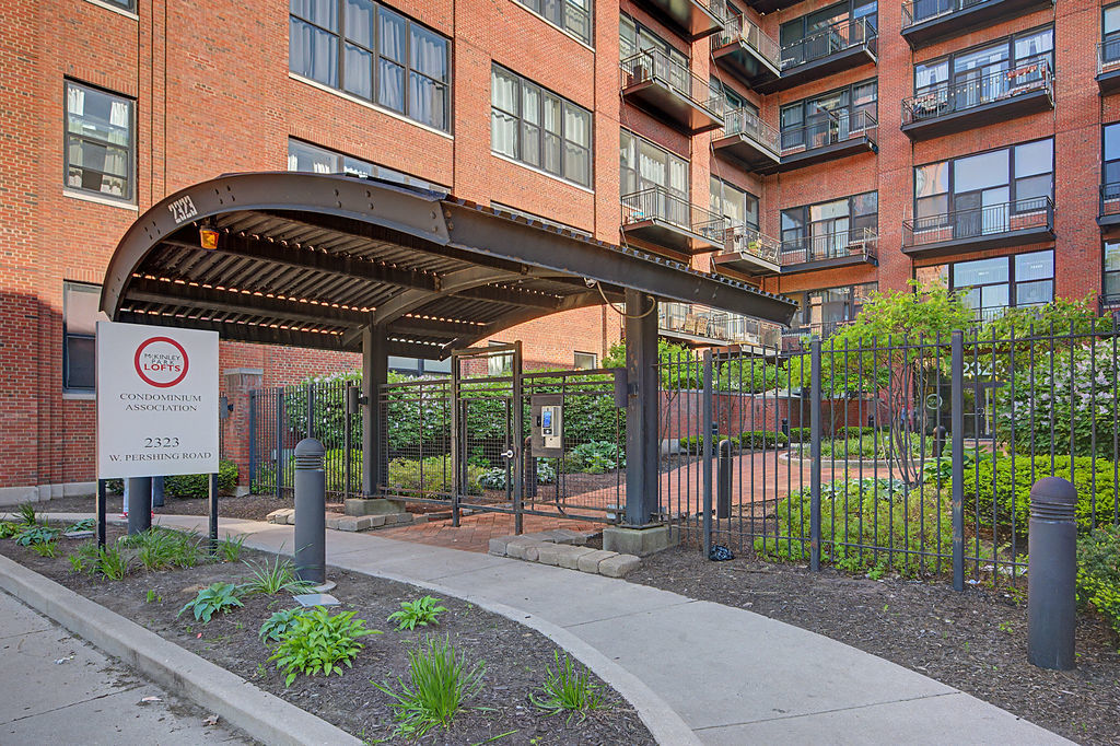 2323 West Pershing Road Chicago IL 60609