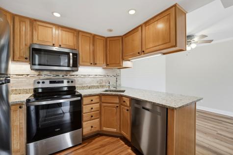 75 6TH Avenue La Grange IL 60525