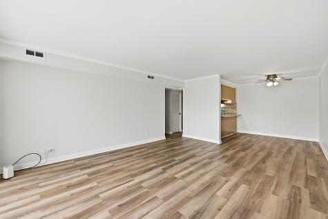 75 6TH Avenue La Grange IL 60525