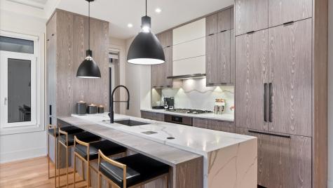 1356 West Walton Street Chicago IL 60642