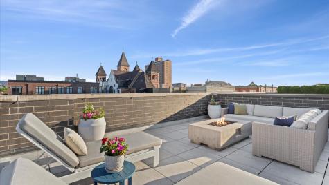 1356 West Walton Street Chicago IL 60642