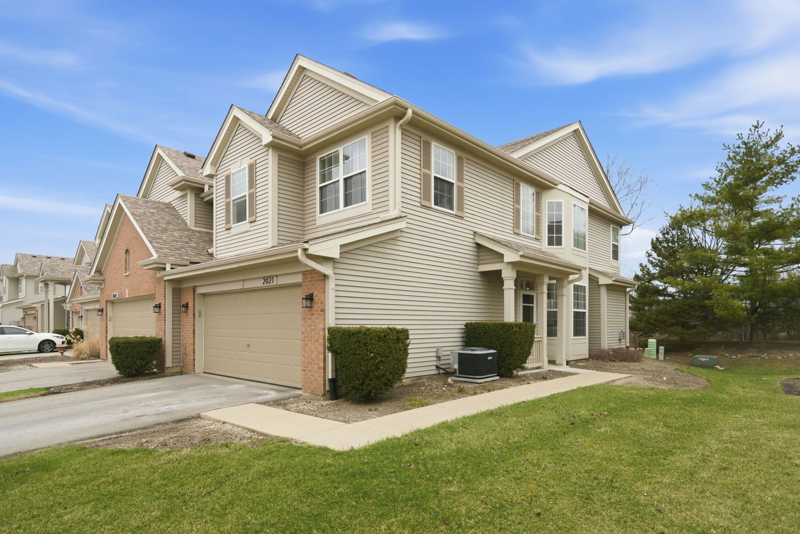 2021 Cypress Court Glendale Heights IL 60139