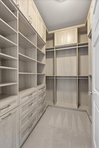 2550 North Lakeview Avenue Chicago IL 60614