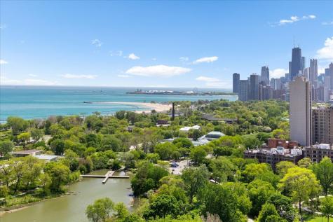 2550 North Lakeview Avenue Chicago IL 60614