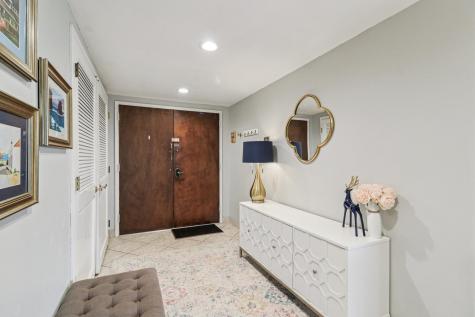 1301 North Western Avenue Lake Forest IL 60045
