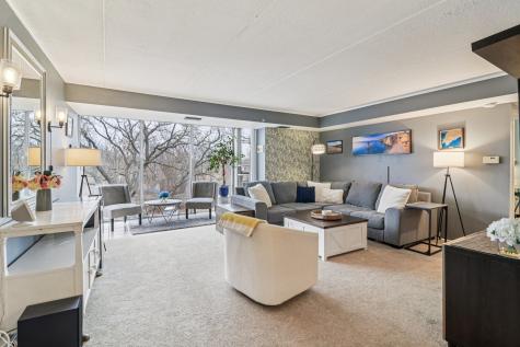 1301 North Western Avenue Lake Forest IL 60045