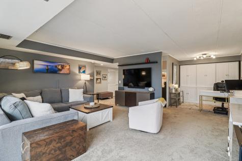 1301 North Western Avenue Lake Forest IL 60045