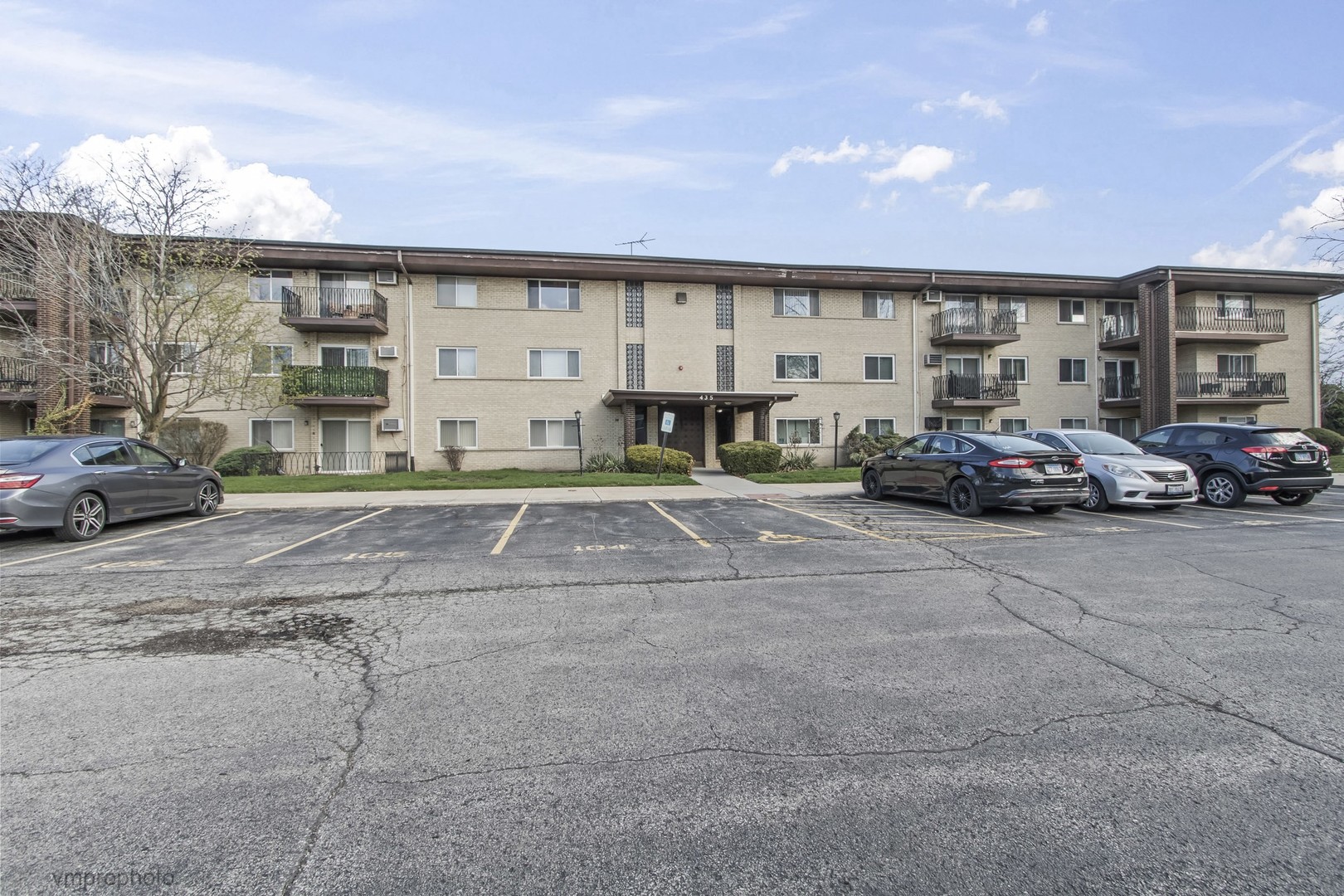 435 South Cleveland Avenue Arlington Heights IL 60005