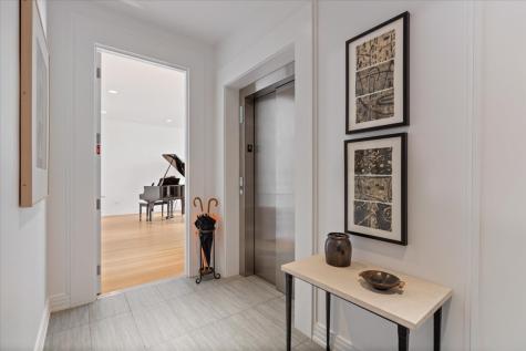 422 West Deming Place Chicago IL 60614