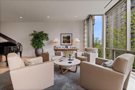 422 West Deming Place Chicago IL 60614