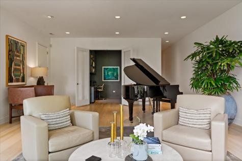 422 West Deming Place Chicago IL 60614