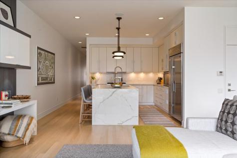 422 West Deming Place Chicago IL 60614