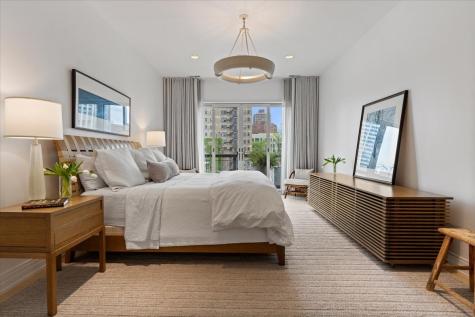 422 West Deming Place Chicago IL 60614