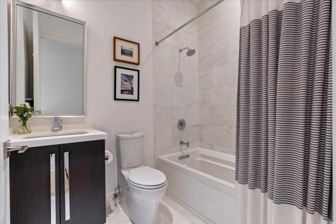 422 West Deming Place Chicago IL 60614