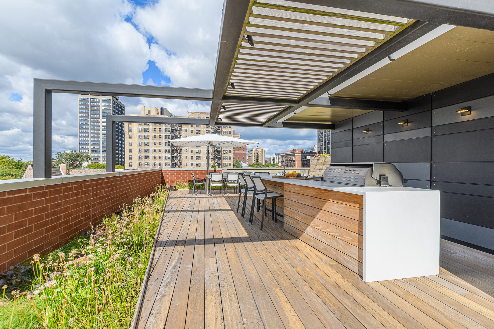 422 West Deming Place Chicago IL 60614