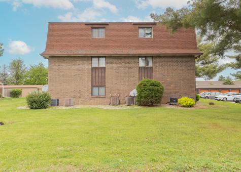 1211 48TH Avenue East Moline IL 61244