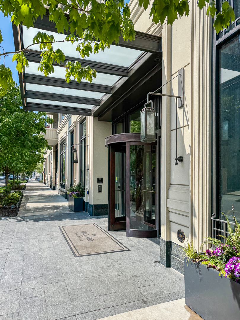 2350 North Orchard Street Chicago IL 60614