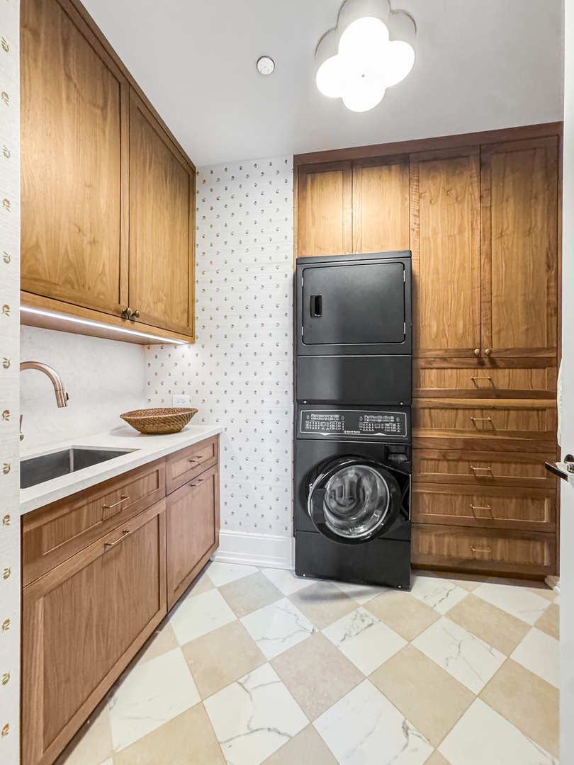 2350 North Orchard Street Chicago IL 60614