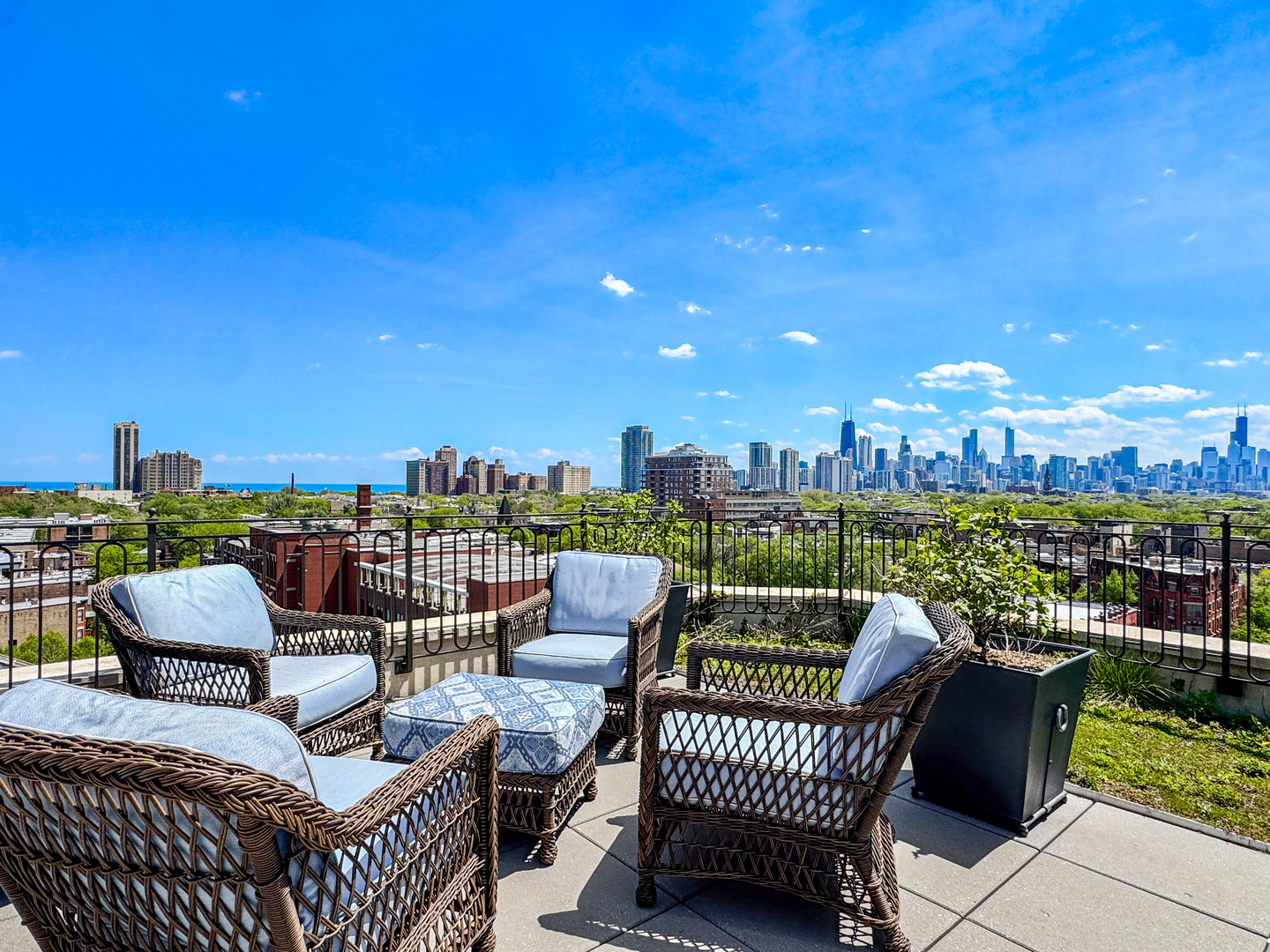 2350 North Orchard Street Chicago IL 60614