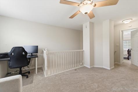 710 Riding Lane St. Charles IL 60174