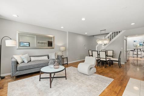 1925 North Maud Avenue Chicago IL 60614