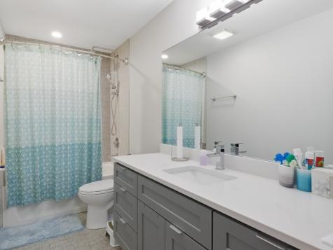 2743 North Ashland Avenue Chicago IL 60614