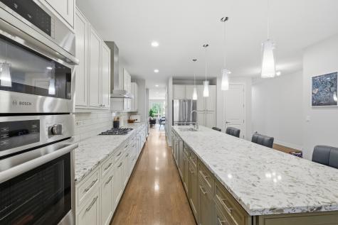 2743 North Ashland Avenue Chicago IL 60614