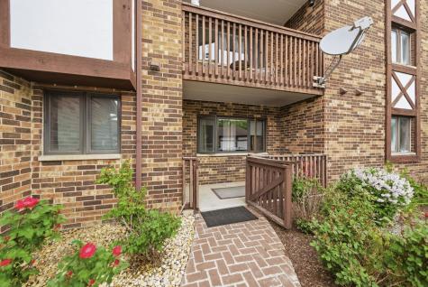 10626 Ridgeland Avenue Chicago Ridge IL 60415