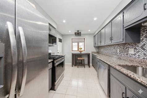 10626 Ridgeland Avenue Chicago Ridge IL 60415