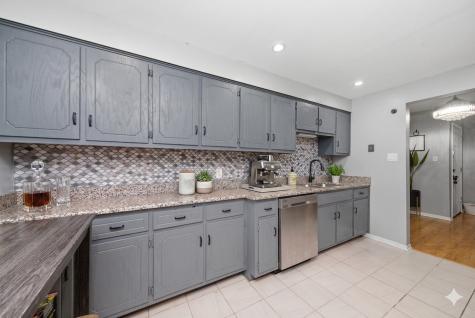 10626 Ridgeland Avenue Chicago Ridge IL 60415
