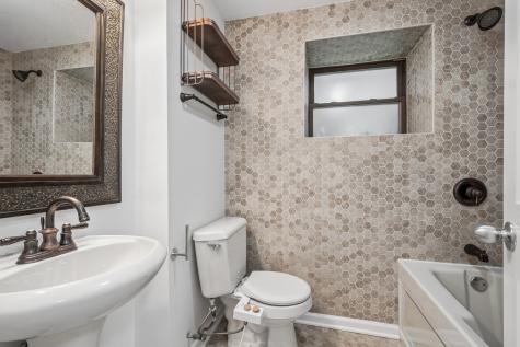 1416 West Carmen Avenue Chicago IL 60640